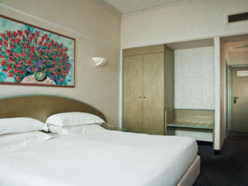 Hotel Nh Ancona Exterior foto