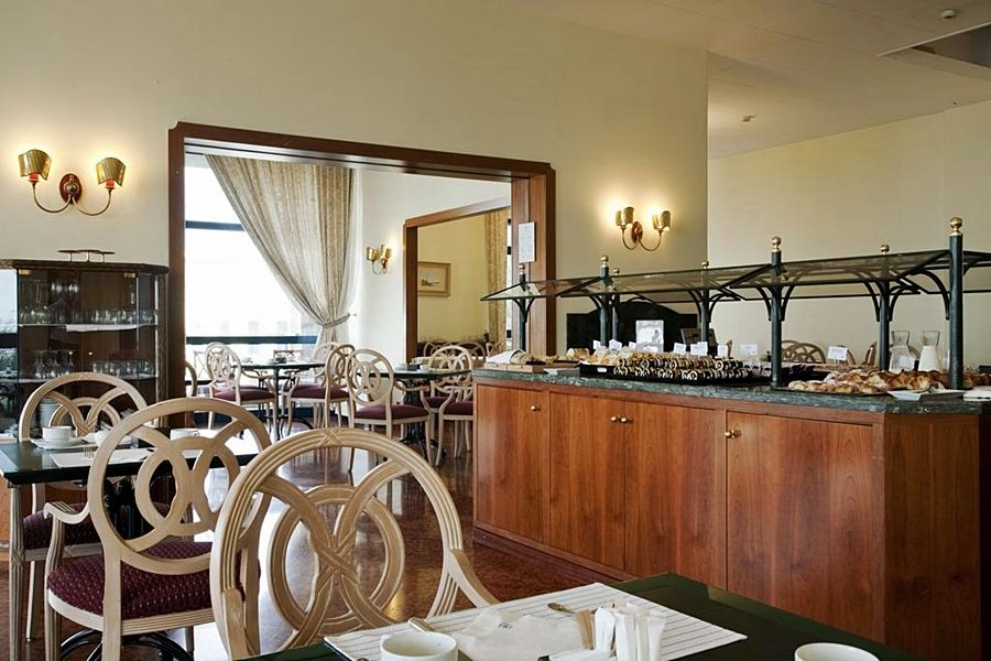 Hotel Nh Ancona Exterior foto